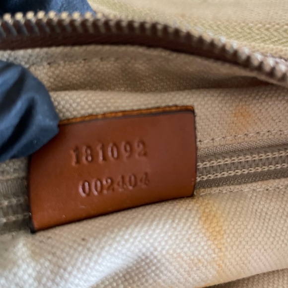 Gucci nylon crossbody bag - Picture 5 of 9